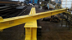Траверса линейная с подъемом за края г/п 2,5 тонны длина 4,2 метра